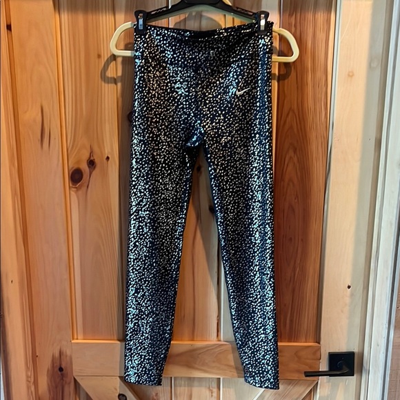 Nike Black Leggings with White Speckles - Picture 3 of 4